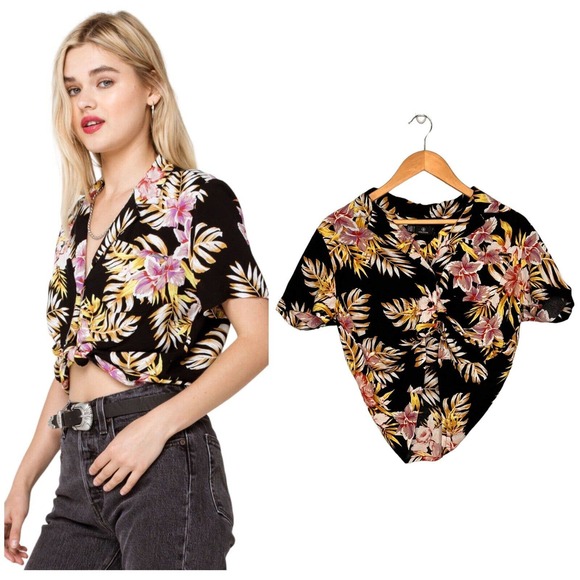 New Volcom Gen Wow Womens Cropped Tropical Floral Shirt Black XS - Picture 1 of 13